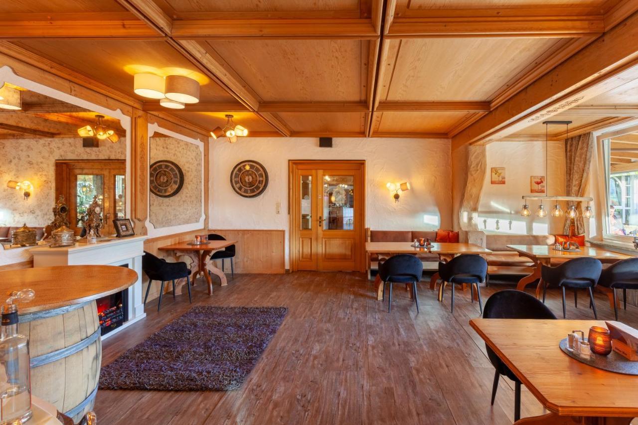 Parkhotel Tannenhof 4*