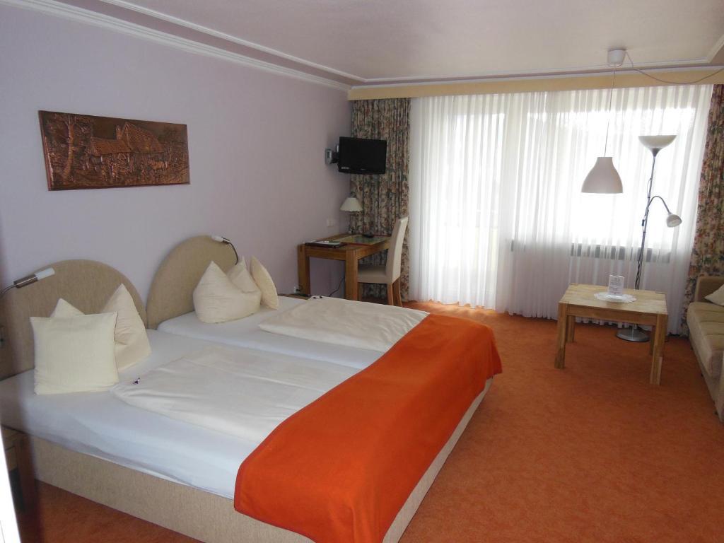 Parkhotel Tannenhof 4*